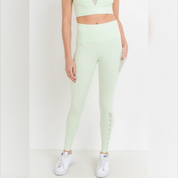 Hybrid Mesh & Lattice Straps Full Pocket Leggings - Picture 4 of 6